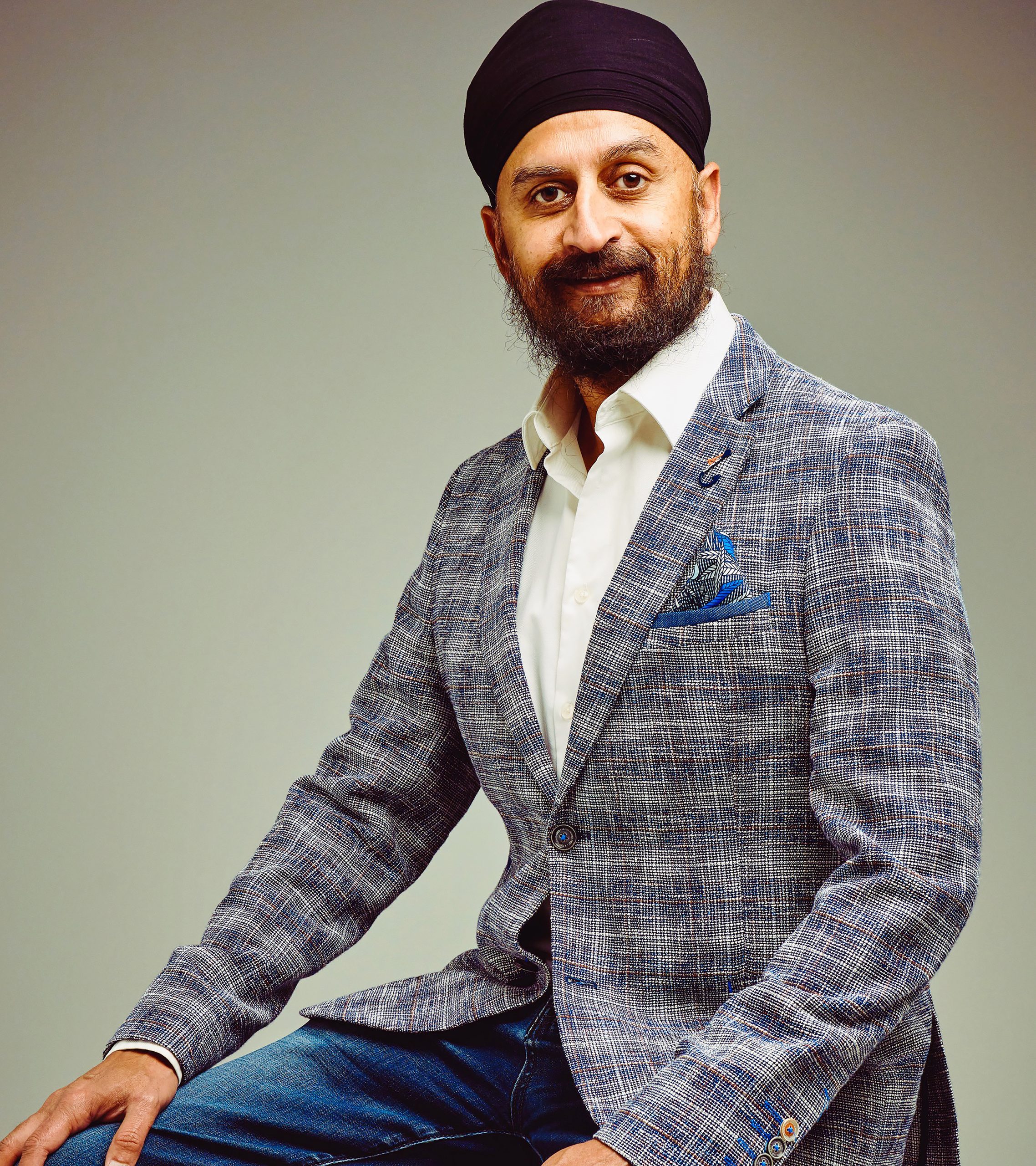 DR. ANMOL KAPOOR: “CUSTOMIZED HEALTHCARE IMPROVES THE QUALITY OF LIFE” -  Drishti Magazine