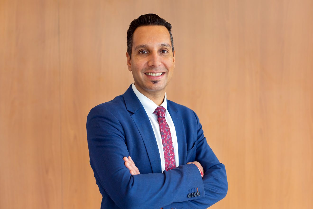 JACKY GILL - THE BALANCING ACT OF WORKING & LIVING LIFE - Drishti Magazine